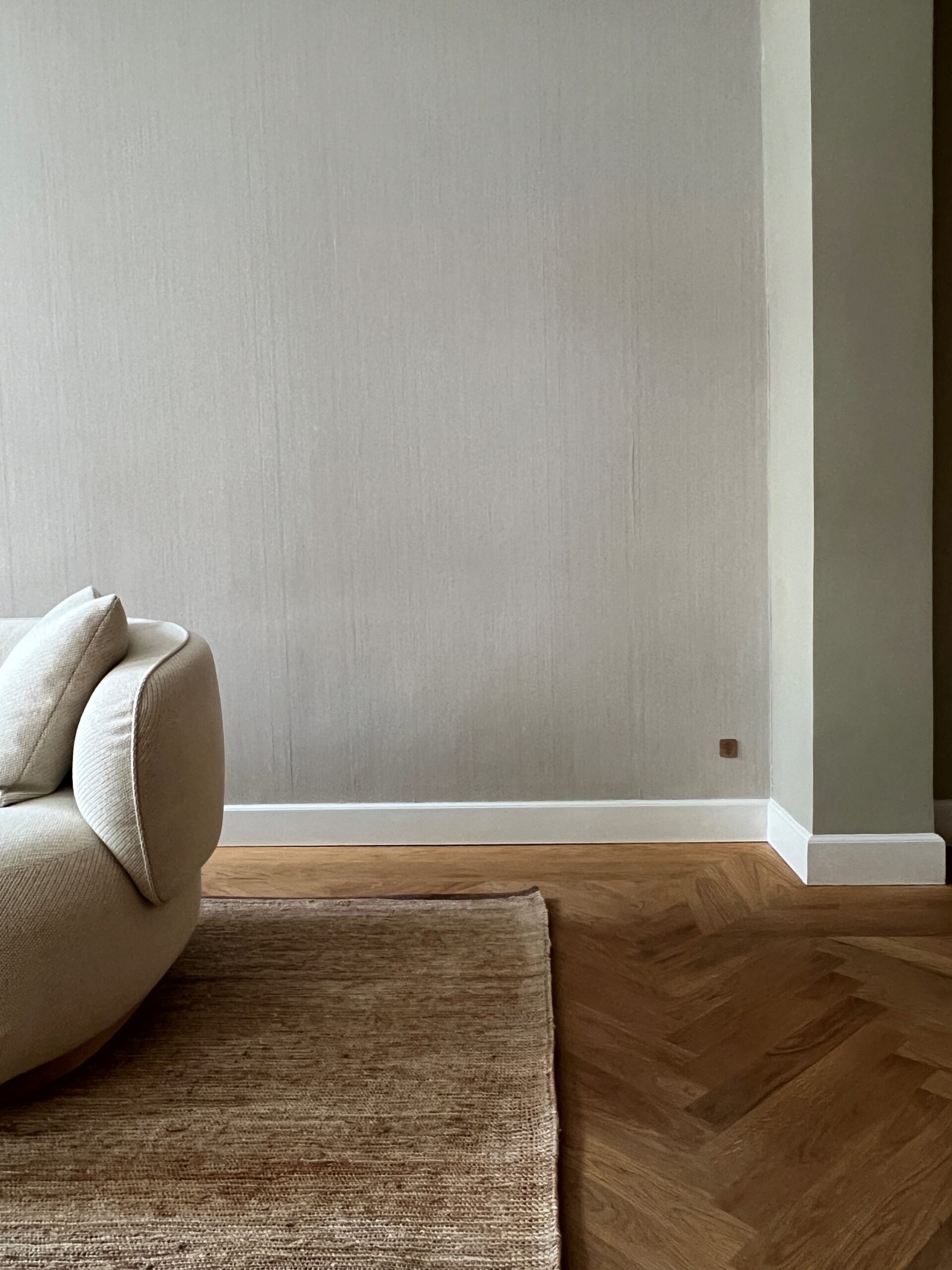 Fabric-Forest-Wallpaper-Pine-Sand-The-Conary-detail-scaled